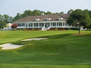 golf-clubhouse